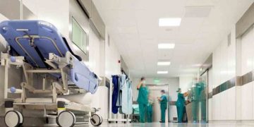 Alldaynews.gr Χαμόγελα στην Εντατική! Αποσωληνώθηκε η 27χρονη γιατρός από το Πανεπιστημιακό Λάρισας