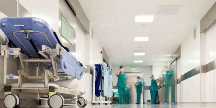 Alldaynews.gr Χαμόγελα στην Εντατική! Αποσωληνώθηκε η 27χρονη γιατρός από το Πανεπιστημιακό Λάρισας