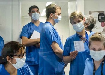 κορονοϊός-γιατροί-covid-19, covid19, koronoios