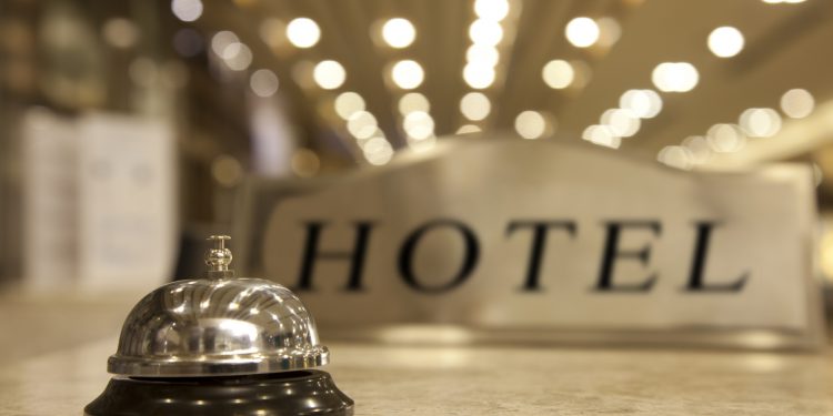 Καταγγελία: Έδειραν ξενοδοχοϋπάλληλο επειδή ζήτησε αντίγραφο της σύμβασής του!