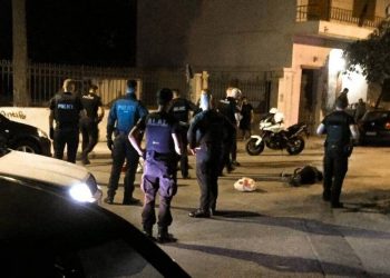 Καλλιθέα – Σοκάρει ο δράστης: «Άκουσα ότι ζούσε και την ξαναχτύπησα με το τσεκούρι για να πεθάνει»