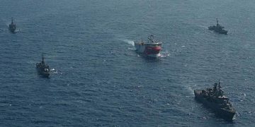 Έκτακτο! Σε ελληνική υφαλοκρηπίδα ανήμερα Δεκαπενταύγουστου το Oruc Reis