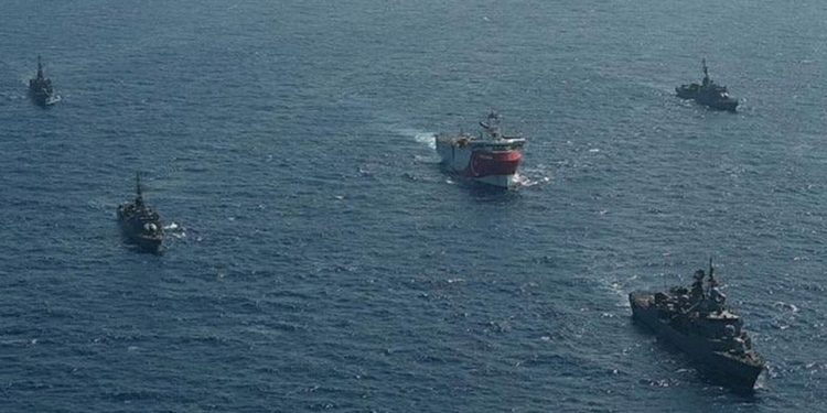 Έκτακτο! Σε ελληνική υφαλοκρηπίδα ανήμερα Δεκαπενταύγουστου το Oruc Reis