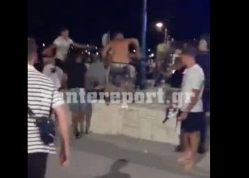 Λαγανάς: Άγριο ξύλο μεταξύ Βρετανών και Ρομά[video]