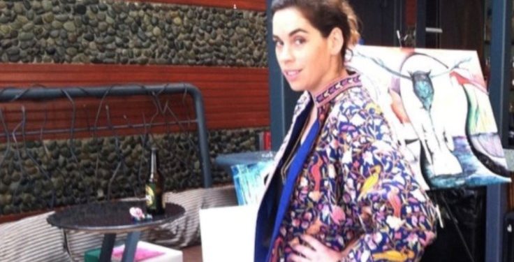 Alldaynews.gr Αστυνομικός καταγράφηκε από κάμερα να «χουφτώνει» πτώμα γυναίκας – Τον μηνύουν οι δικοί της