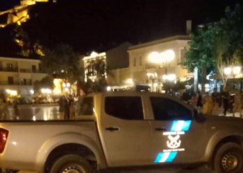 Επιχειρηματίας έπεσε στη θάλασσα λόγω προστίμου για τον κορονοϊό! Τι είπε ο Χαρδαλιάς[video]