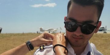 Πτώση Τσέσνα Σέρρες: «Ζήτησα να πετάξω πάνω από την Πρώτη για να με δουν οι γονείς μου» είπε ο 19χρονος πιλότος