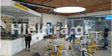 Τραγικό συμβάν στην Κόρινθο: Βομβαρδισμένο τοπίο σε εμπορικό κέντρο