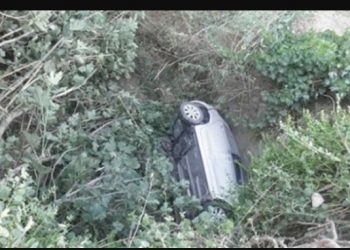 Τραγωδία με μια Νεκρή στην Κρήτη: Ιερέας έκανε όπισθεν και έπεσε σε γκρεμό