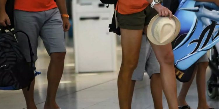 ΕΚΤΑΚΤΟ! Μπλόκο απο τις ΗΠΑ στην Ελλάδα-“Μην πηγαίνετε λόγω κορονοϊού”!