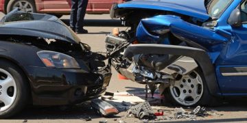 Alldaynews.gr Ο γιος μου πέθανε γιατί ήταν ηλίθιος-Σοκαριστικός επικήδειος από μητέρα