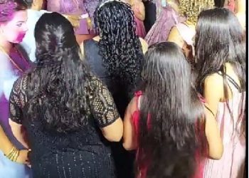 Διαλύθηκε μουσουλμανικός γάμος λόγω κορωνοϊού – Προσαγωγή γαμπρού, πεθερού (video)