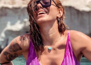 Ευρυδίκη Βαλαβάνη: Φήμες οτι έκανε προσθετική στήθους!Δείτε φωτογραφίες