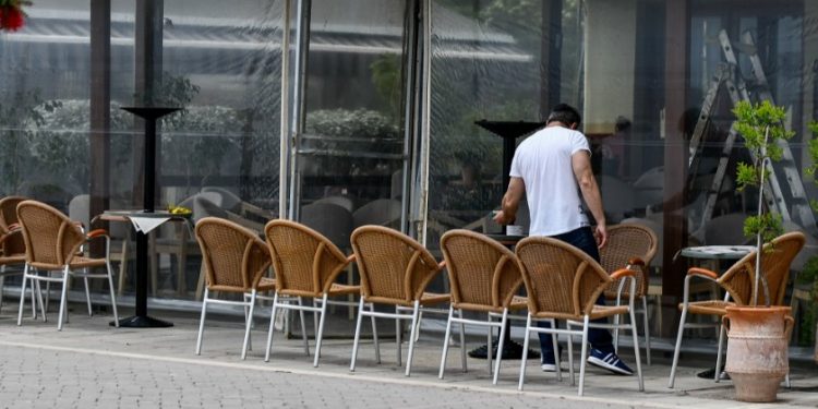 Κορονοϊός: Έρχονται νέα μέτρα στήριξης για επιχειρήσεις και εργαζόμενους