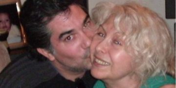 «Κλαίω για σένα σπλάχνο μου»: Τα συγκινητικά λόγια της Ρίας Δελούτση για τον αδικοχαμένο γιο της