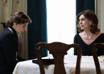 Άγριες Μέλισσες: Η Μυρσίνη φαρμακώνει την Ελένη μέσα στη φυλακή