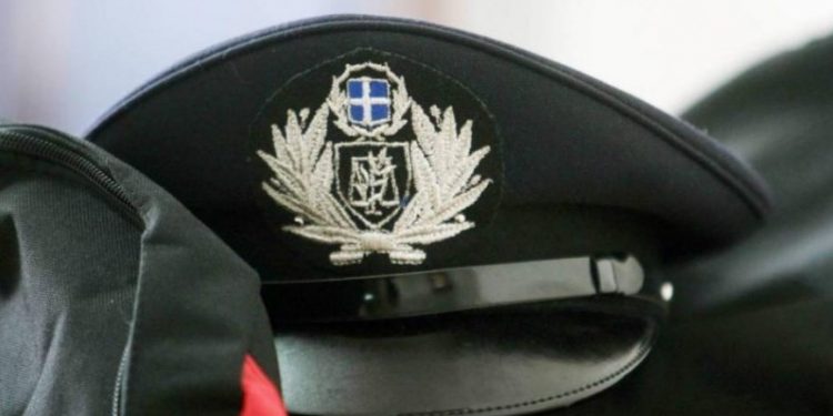 Ένωση Αστυνομικών Πειραιά για Δήμαρχο Πόρου: «Να ζητήσει συγγνώμη προτού εκτεθεί ανεπανόρθωτα»