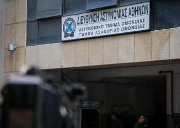 Κορωνοϊός: Βρέθηκαν κι άλλοι έξι αστυνομικοί σε Αστυνομικό Τμήμα θετικοί – Σε καραντίνα και όλοι οι κρατούμενοι