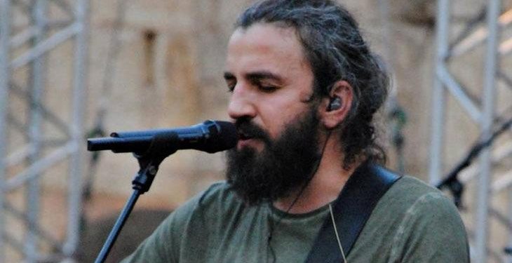 Alldaynews.gr Μπαλάφας κατά του εμβολίου για τον κορονοϊό! Το 5G, οι μάσκες και ο χαμός στα σχόλια