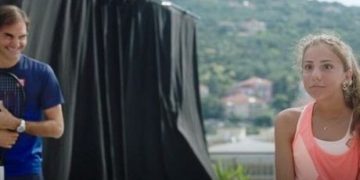 Alldaynews.gr Καραντίνα: Τένις από ταράτσα σε ταράτσα. Έγιναν viral και τις επισκέφτηκε ο Φέντερερ! (video)