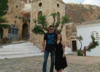 Γιάννης-Πόπη: Το νιόπαντρο ζευγάρι που πέθανε αγκαλιασμένο στην Εύβοια[photos]