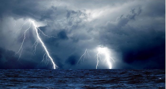 Alldaynews.gr Σαρώνει η “Θάλεια” στο πέρασμά της! Που θα χτυπήσει τις επόμενες ώρες