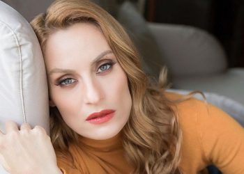 Ελεονώρα Μελέτη: «Του ρίχνω και 4 χρονάκια η ξεπεσμένη τεκνατζού»