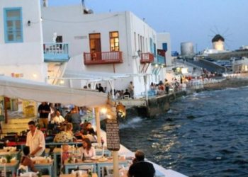 Μύκονος: Οι Επιχειρηματίες αδιαφορούν για τα κρούσματα και απειλούν για τα μέτρα