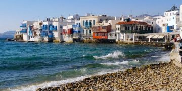 Alldaynews.gr “Φωλιά” του κορωνοϊού η Μύκονος! 17 κρούσματα σήμερα!