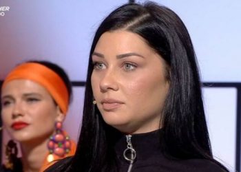 My style rocks:Σοκάρει η νέα παίκτρια μιλώντας για τη δολοφονία της μαμάς της[video]