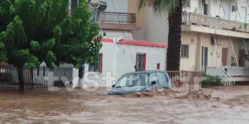 Εύβοια: Δύο νεκροί από τις πλημμύρες – Το νερό τους “έπιασε” στον ύπνο τους! (video)