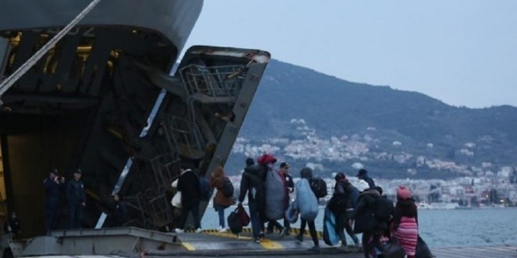 Alldaynews.gr Λέσβος: Θετικοί στον κορωνοϊό 17 πρόσφυγες που έφτασαν στο νησί