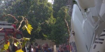 Alldaynews.gr ΠΡΙΝ ΛΙΓΟ: Πτώση μονοκινητήριου αεροπλάνου στην Πρώτη Σερρών -Τραυματίστηκε ελαφρά ο πιλότος (pics)