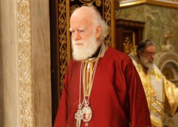 Αρχιεπίσκοπος Κρήτης: «Μην φοράτε μάσκα στην εκκλησία φυλακίζει την πίστη» – «Έγινε… παρανόηση» λέει η Αρχιεπισκοπή