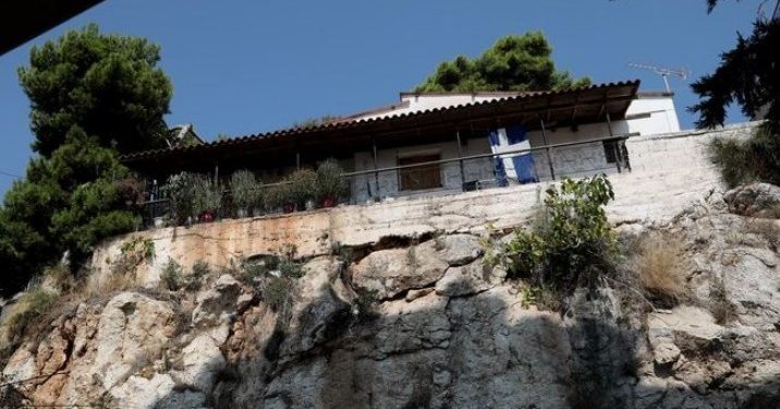 Alldaynews.gr Άγρια Δολοφονία: Σοκαρισμένος και ο Ιατροδικαστής-Σχεδόν τον Αποκεφάλισαν και τον έκαψαν