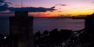 Alldaynews.gr Κορονοϊός: Στα «κόκκινα» η Θεσσαλονίκη! Μειώθηκαν τα κρούσματα στην Αττική