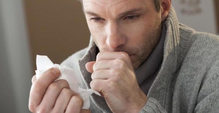 Alldaynews.gr Ο βήχας απο Covid-19 είναι διαφορετικός απο κρυολόγημα-Πως θα το καταλάβεις