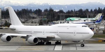 Alldaynews.gr Κορωνοϊός: «Επιστράτευση» 8.000 Τζάμπο για την μεταφορά του σε ολόκληρο τον κόσμο