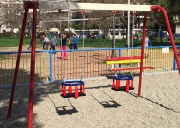 Βόλος: Αγωνία για παιδάκι που χάθηκε στην παιδική χαρά