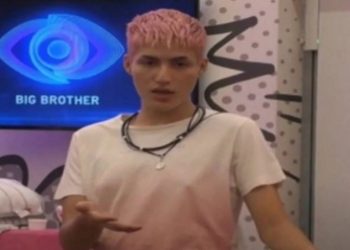 Big Brother: Απαράδεκτη εμφάνιση του Θέμη-Με Στρινγκ μπροστά στις κάμερες