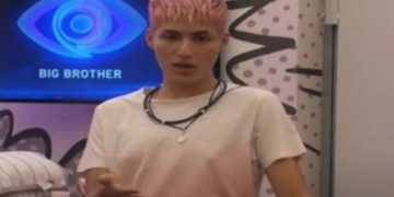 Alldaynews.gr Big Brother: Απαράδεκτη εμφάνιση του Θέμη-Με Στρινγκ μπροστά στις κάμερες