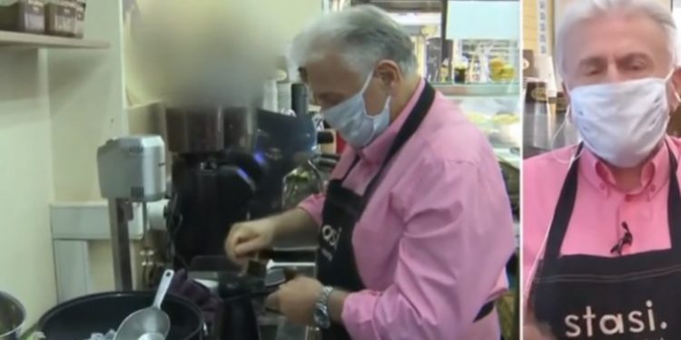 Ψωμιάδης: Σηκώνομαι 4:30, στις 5:30 βάζω τις τυρόπιτες να ψηθούν