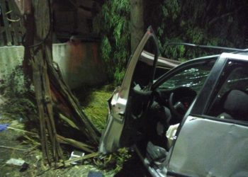 Νεκρός 26χρονος σε τροχαίο-Καρφώθηκε σε κολόνα της ΔΕΗ[photos]