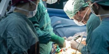 Alldaynews.gr Θρήνος για τον 25χρονο Γιάννη: Ο πατέρας του έδωσε το νεφρό αλλά η μεταμόσχευση δεν πέτυχε!