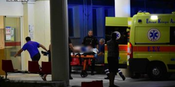 Alldaynews.gr Τραγικό συμβάν στο Άργος: 32χρονος Έσκυψε να δει το αυτοκίνητο και έπεσε από τον τρίτο όροφο!