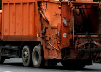 Τραγωδία στο Κερατσίνι: Απορριμματοφόρο σκότωσε έναν 54χρονο