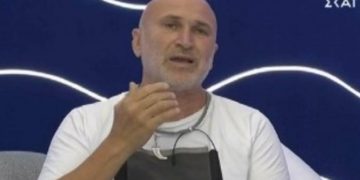 Big Brother: Όλη την ώρα γδύνεται! Άγριο κράξιμο του Χρήστου Μακρίδη για την Αφροδίτη[video]