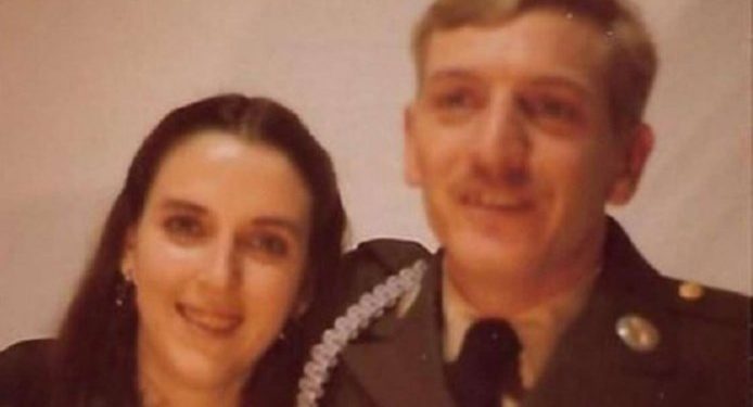 Alldaynews.gr Κορονοϊός: Ζευγάρι “έσβησε” πιασμένο χέρι χέρι έπειτα από μάχη 30 ημερών στην Εντατική