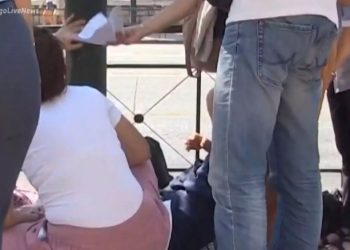 Αγρίνιο: Άφησαν αβοήθητη 16χρονη που λιποθύμησε-Δεν την πλησίαζαν λόγω κορονοϊού