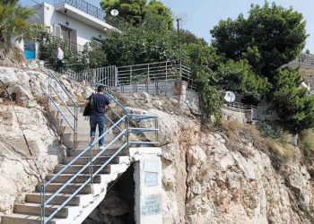 Σοκαρισμένο το Πέραμα: Ο βαφτισιμιός του τον σκότωσε και τον έκαψε